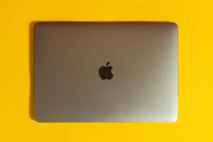 Read more about the article Reasons why Apple MacBooks are the best